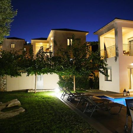 Amarianos Villas Agia Efimia エクステリア 写真