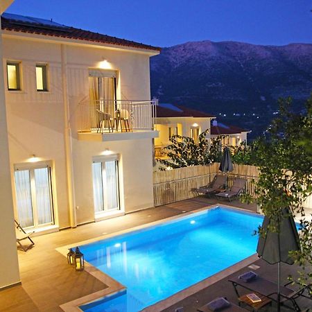 Amarianos Villas Agia Efimia エクステリア 写真