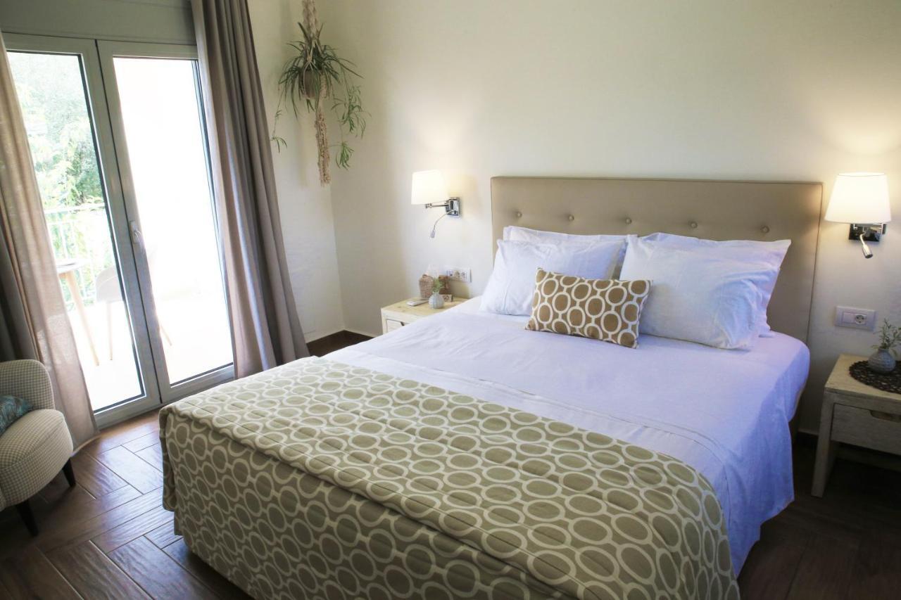 Amarianos Villas Agia Efimia エクステリア 写真